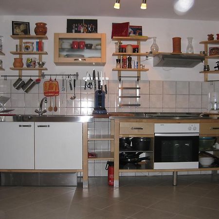 Apartment Roby Vrsar Bilik gambar